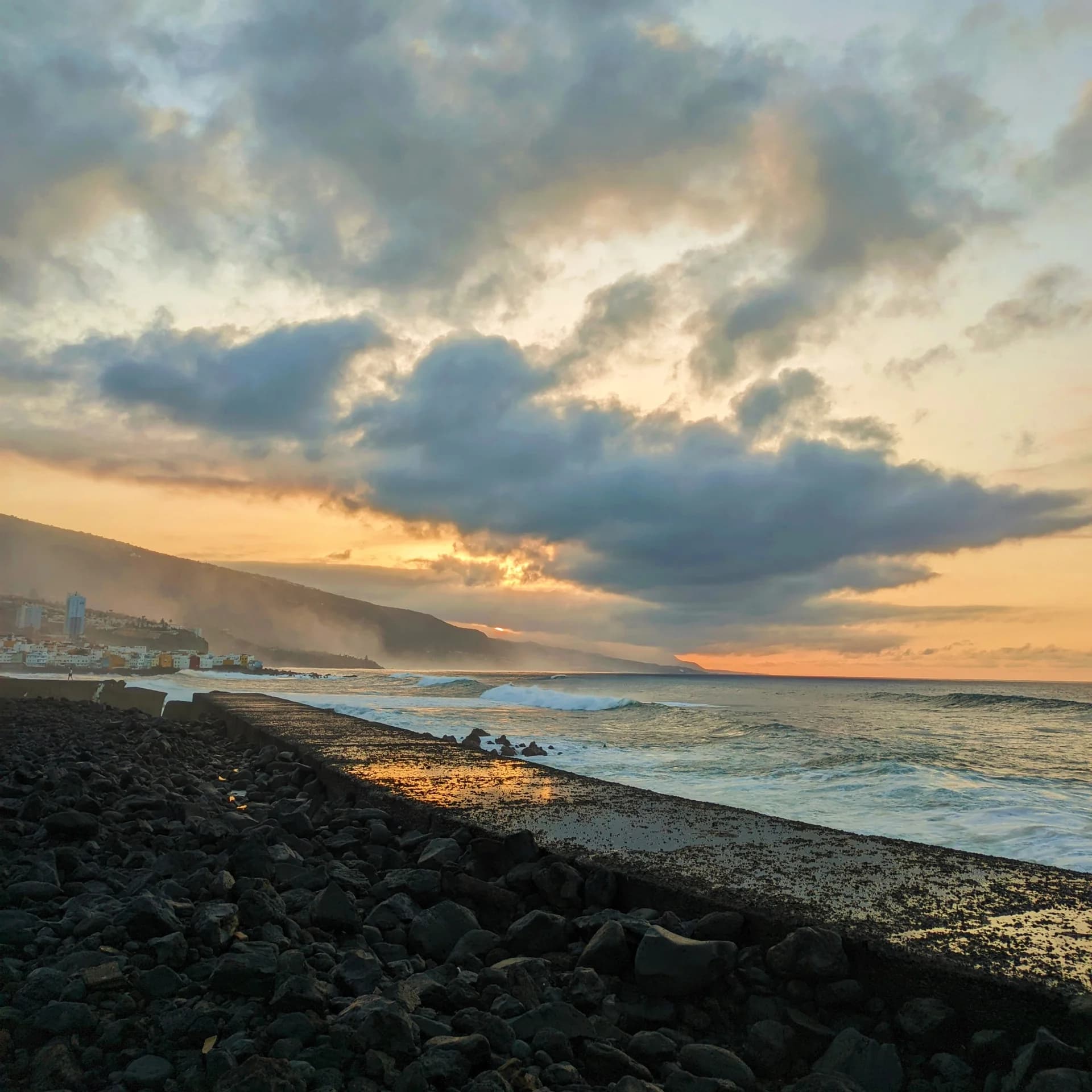 Immagine guida: Dove vedere il tramonto a Tenerife: i 10 posti più belli
