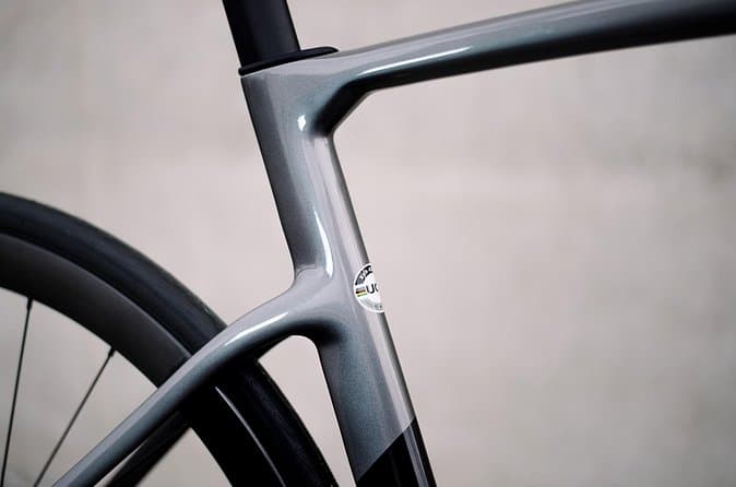 Alquiler de Bicicleta de Carretera BH RS1 3.5 Shimano 105 Di2 12v en Tenerife - 8