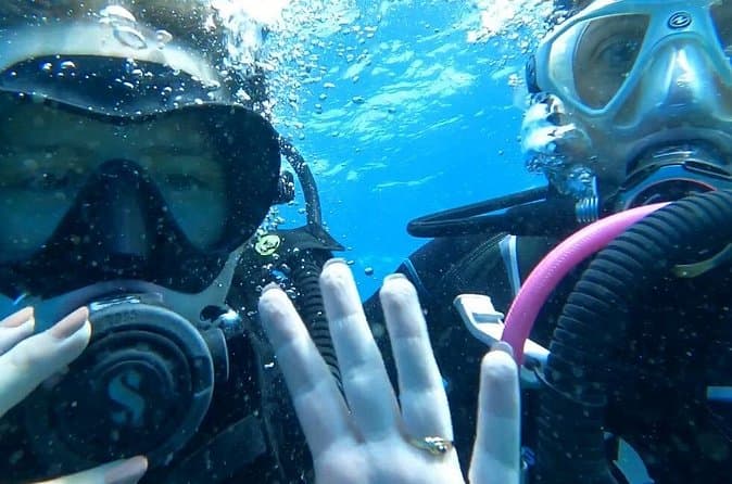 Descubrimiento privado de buceo para principiantes desde un barco - 8