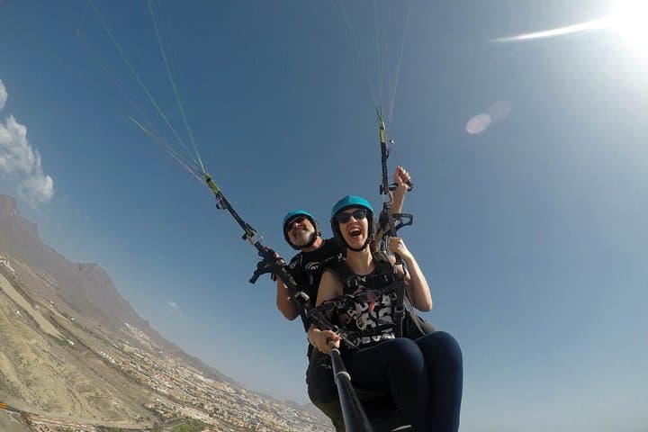 Parapente en tándem por encima de Costa Adeje, Tenerife - 4