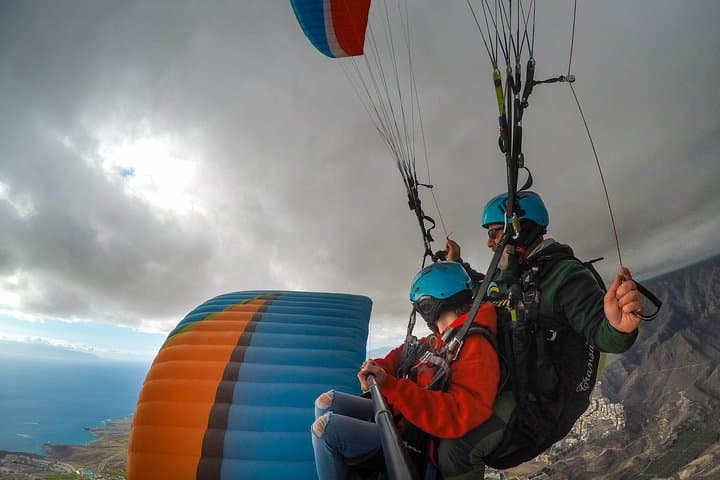 Parapente en tándem en Costa Adeje, sur de Tenerife - 8