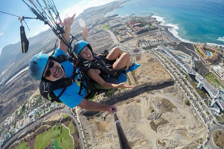 Parapente en tándem por encima de Costa Adeje, Tenerife - 1