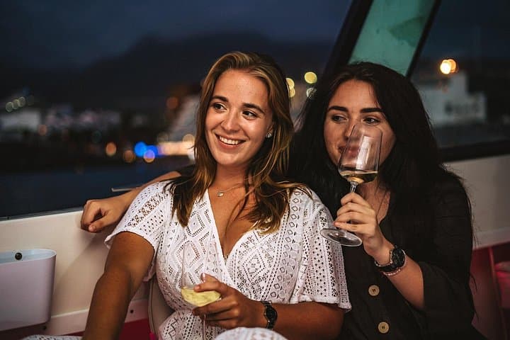 Viaje romántico en barco por la noche para 2 - 3