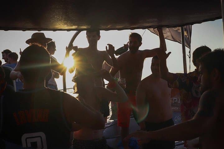 Utopía Boat Party y Utopía Pool Party. Entrada de 2 días. - 3