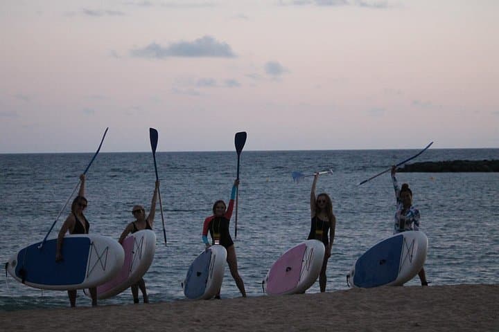 Meeting point at the surf truck, parked closer to the beach (playa del camisón) - 7