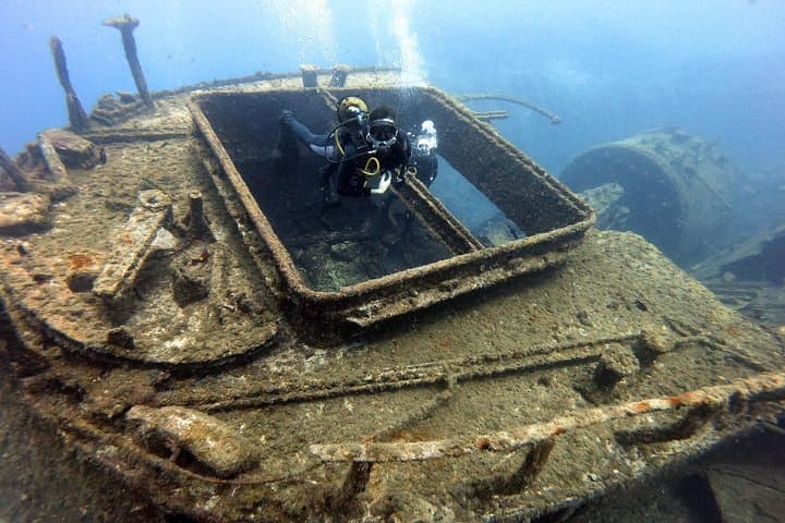 Buceo para buceadores certificados en Costa Adeje - 8
