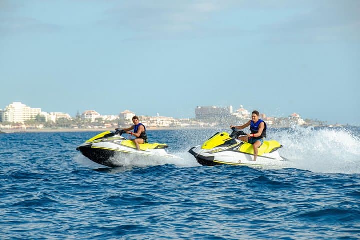 Tour guiado de 1 hora en Tenerife en moto de agua doble - 6