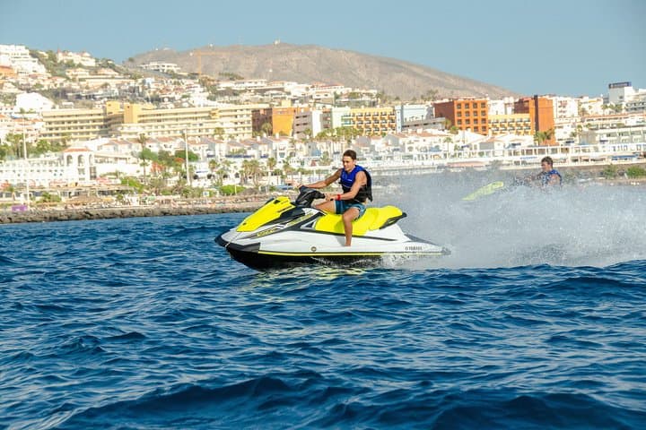 Tour guiado de 40 minutos en moto acuática de Tenerife - 4