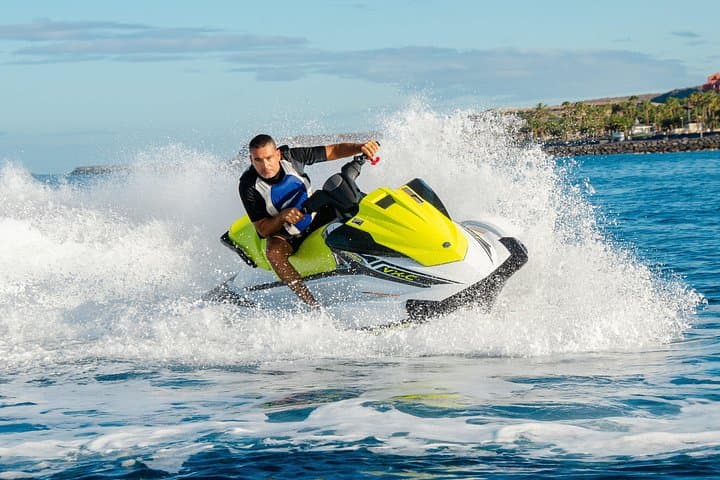 Paquete de deportes acuáticos dos por uno con moto acuática y parapente - 4
