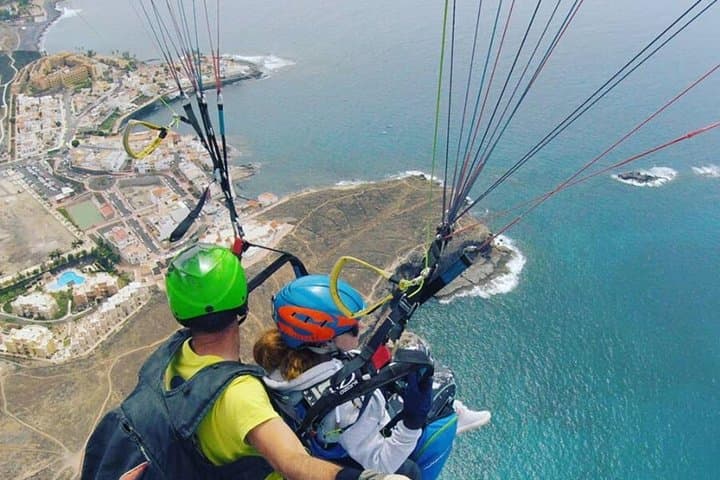 Experiencia básica de vuelo en parapente en Tenerife con recogida - 2