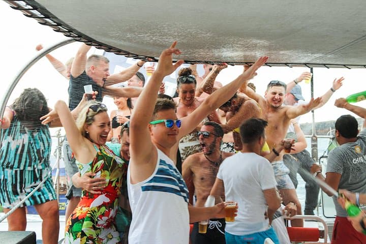 Utopía Boat Party y Utopía Pool Party. Entrada de 2 días. - 8