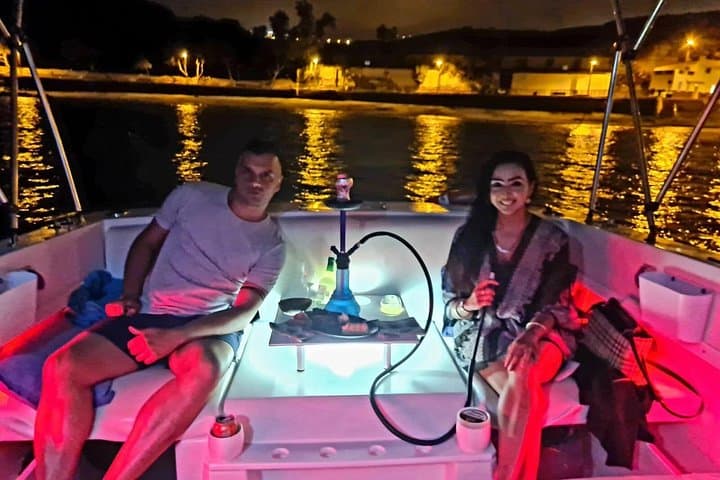 Viaje romántico en barco por la noche para 2 - 4