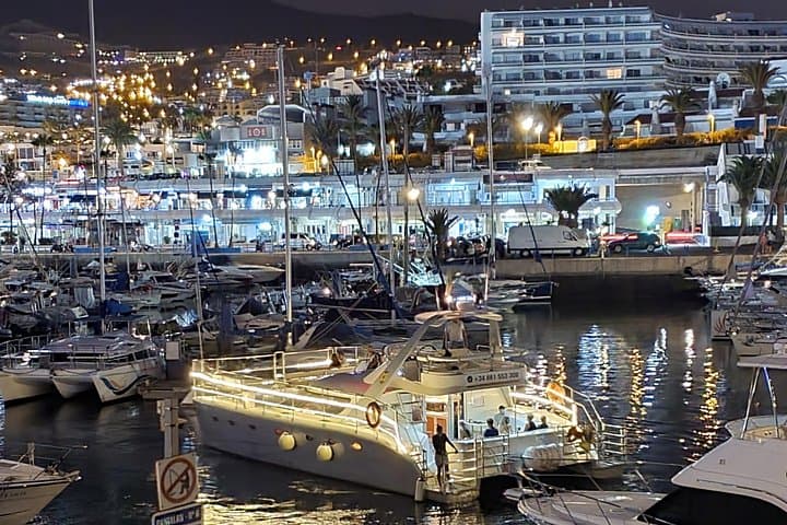 Alquiler de Catamarán Privado con Transfer, Buffet y Snorkeling - 3
