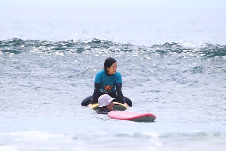 Clase de Surf Grupal en Playa de Las Américas con Fotografías - 7