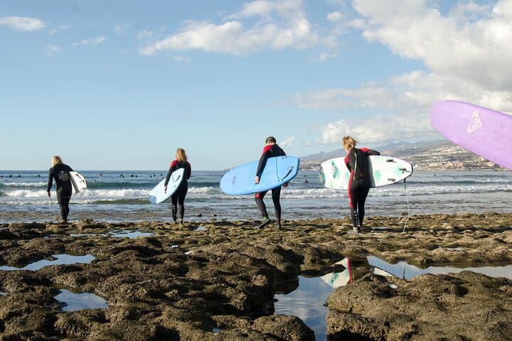 Clases de Surf para Grupos Pequeños en Playa de las Américas - 3