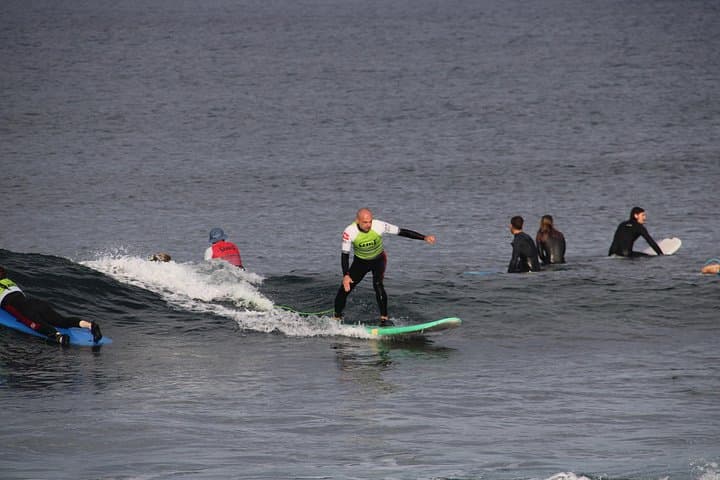 Clase de surf semiprivada de 2 horas en Playa de Las Américas - 3