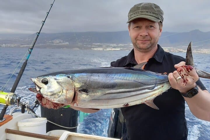 Viaje charter de pesca de clase mundial en Tenerife - 7