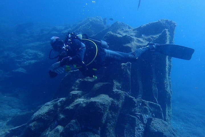 Descubrimiento privado de buceo para principiantes desde un barco - 5