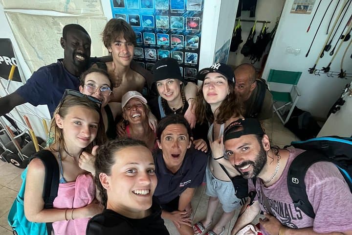 Descubrimiento privado de buceo para principiantes desde un barco - 6