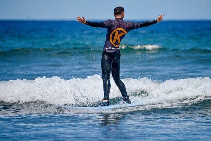 surfeando en pareja,alegria y diversión para el recuerdo - 6