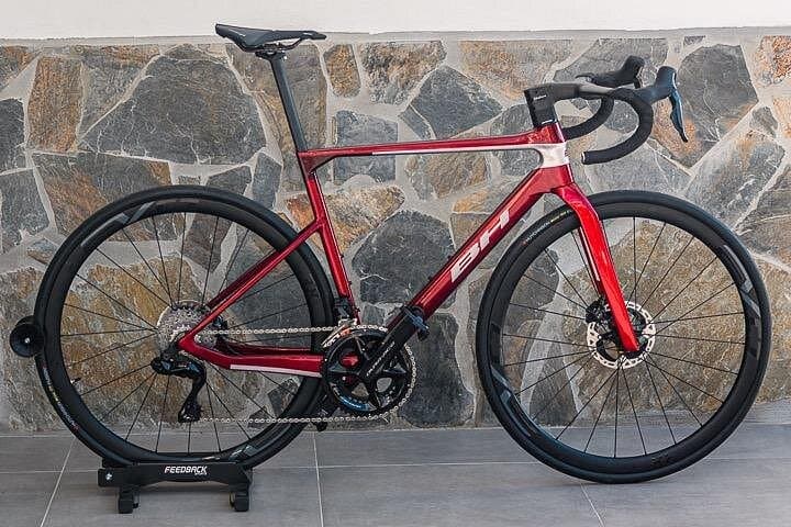 Alquiler de bicicleta de carretera BH Ultralight 8.5 Ultegra Di2 12 velocidades en Tenerife - 2