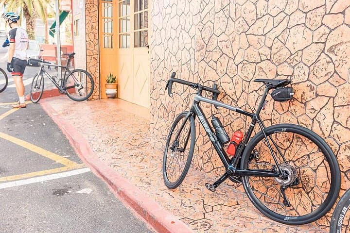 Alquiler de Bicicleta de Carretera BH SL1 2.9 en Tenerife - 2
