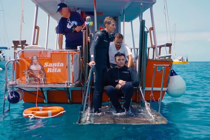 Tour Compartido de 3 Horas en Barco Accesible en Islas Canarias - 2