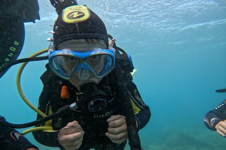 Prueba el Buceo en la Bahía de Abades con un instructor privado - 7