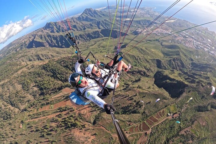 Vuelo biplaza en parapente SILVER de 1000 m sobre el sur de Tenerife - 7