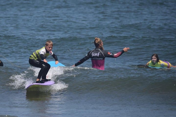 Campamento de surf para vacaciones para niños - 1