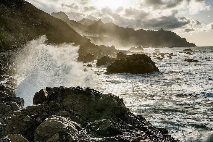 https://media-cdn.tripadvisor.com/media/attractions-splice-spp-720x480/14/bb/eb/4f.jpg - 5