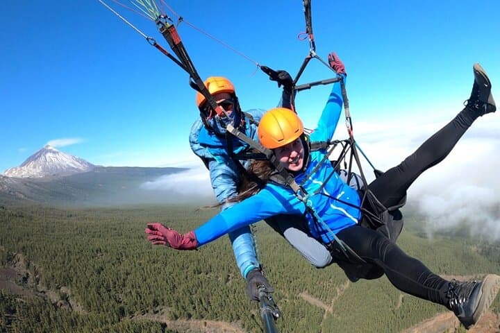 ¡Vuelo en tándem en parapente con adrenalina! - 7