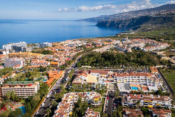 Tesoros del casco antiguo de Puerto de la Cruz: Castillos, murales y vistas al muelle - 2