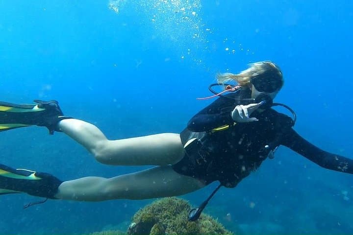 Descubrimiento privado de buceo para principiantes desde un barco - 2