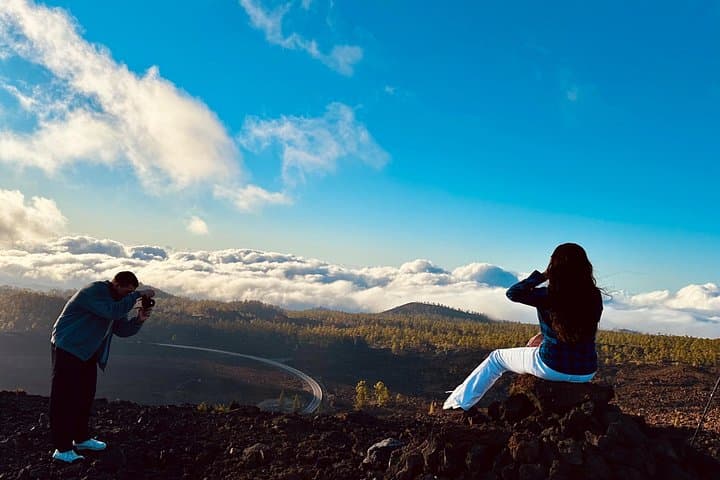 Vista del volcán al atardecer desde 2100 metros - 8