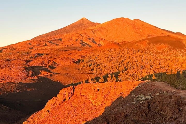 Caminata volcánica y cueva de lava en el Parque Nacional del Teide. Recogida gratuita. - 3