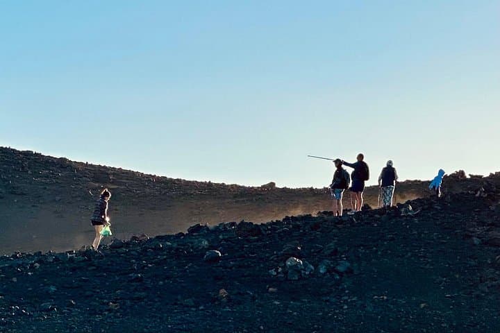 Vista del volcán al atardecer desde 2100 metros - 3