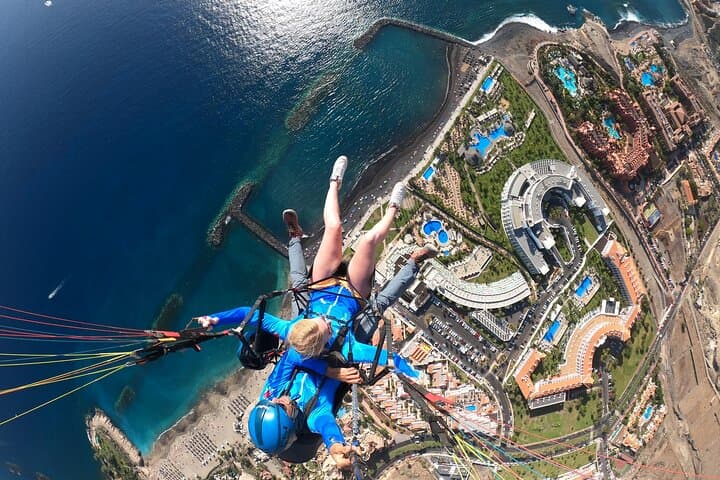¡Vuelo en tándem en parapente con adrenalina! - 3