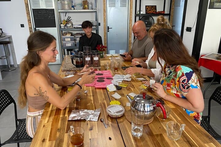 Taller de Chocolate de Tenerife – Del Frijol a la Experiencia Bar - 5