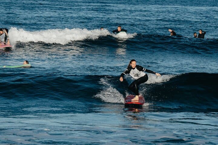 Clases de Surf para Grupos Pequeños en Playa de las Américas - 5