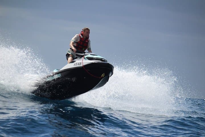 Safari en moto acuática desde Puerto Colón - 2