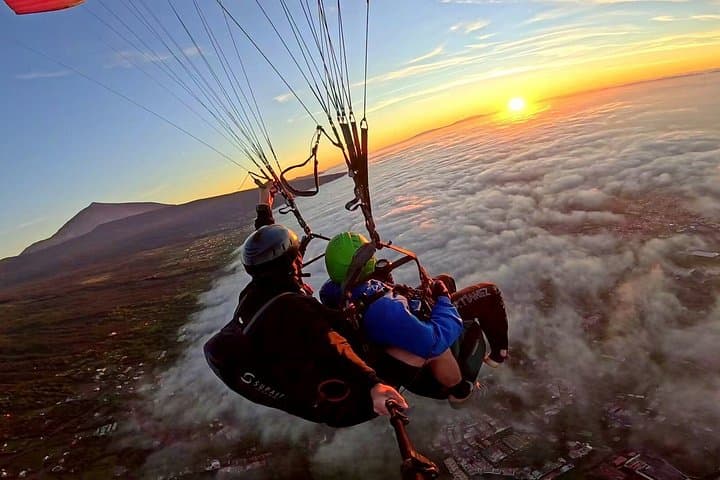 Vuela desde Teide hasta Puerto de la Cruz en Parapente al atardecer - 1