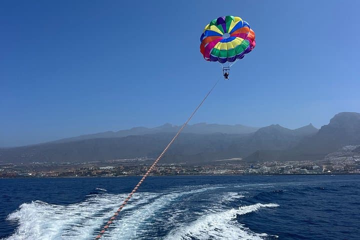 Aventura en Parasailing de Alto Vuelo en Tenerife - 5