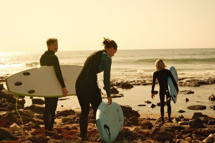 Vive la Experiencia del Surf en playa las Americas - 3