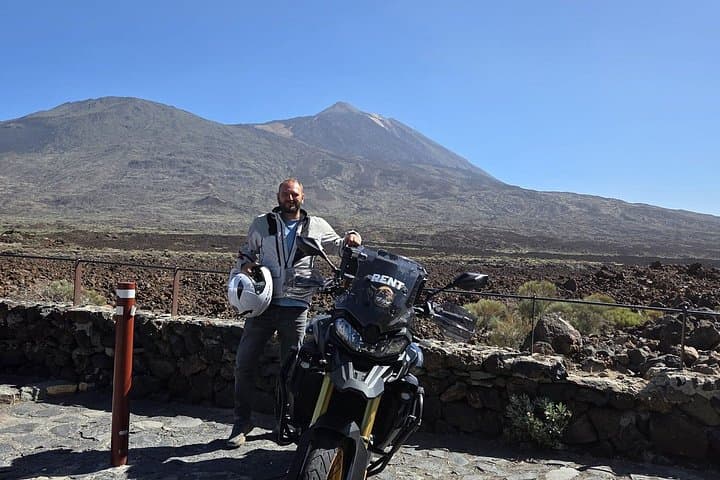 Tenerife : Tour guiado en moto por el Teide y paseo panorámico - 2
