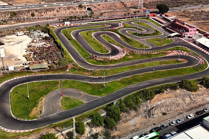 Alquiler de Karts en Tenerife Diversión para Todas las Edades - 3
