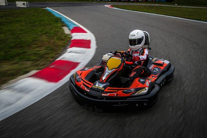 Alquiler de Karts en Tenerife Diversión para Todas las Edades - 6