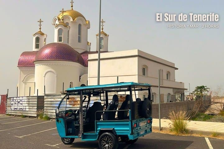 Tour en Tuktuk por el Sur de Tenerife: Historia y Mar