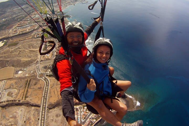 Vuelo estándar de parapente tándem con recogida - 1
