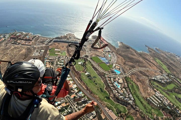 Vuelo estándar de parapente tándem con recogida - 7